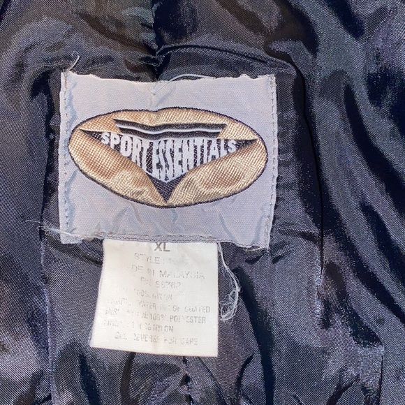 Snow suit size X-large - Picture 3 of 3